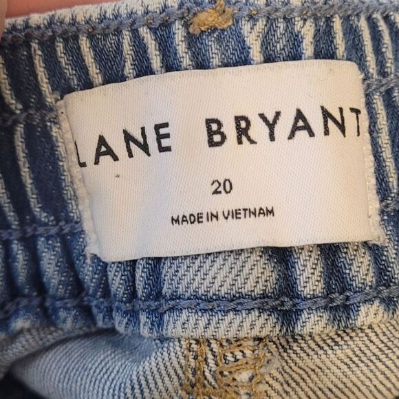 Lane Bryant Women's Light Wash Denim Capri Pants Size 20 - Picture 3 of 6